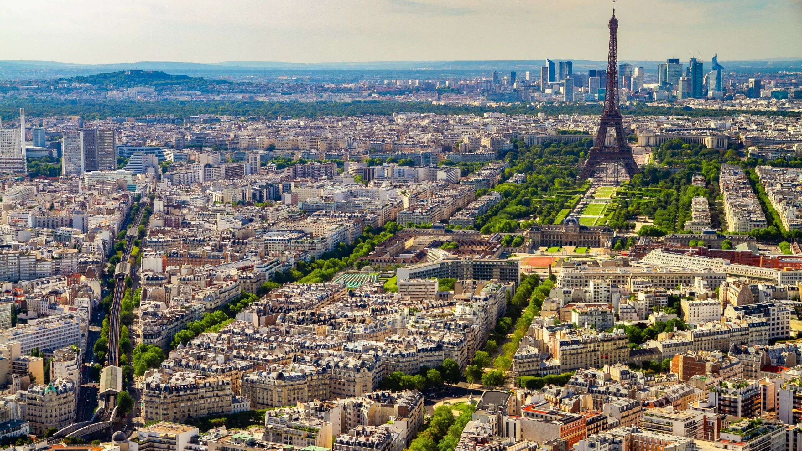 France 2030 : la Cour des comptes alerte sur un risque de financement majeur et des résultats encore incertains
